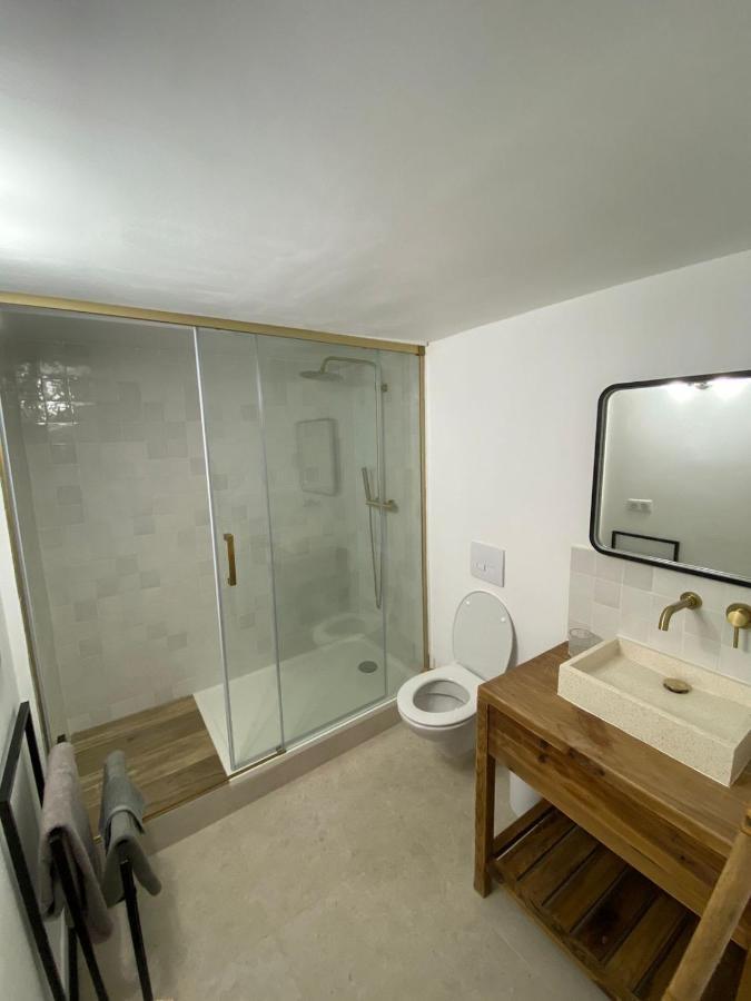 Apartment With Mediterranean Charm In The Heart Of The Provencal Market Antibes Exterior photo